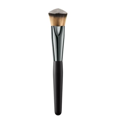 givenchy teint couture everwear heart brush|Givenchy Teint Couture Everwear Foundation Brush.